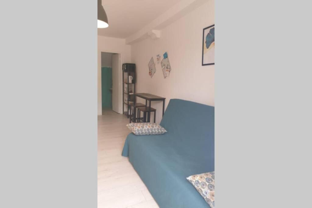 Studio Meuble Et Equipe Ingre Ngoại thất bức ảnh